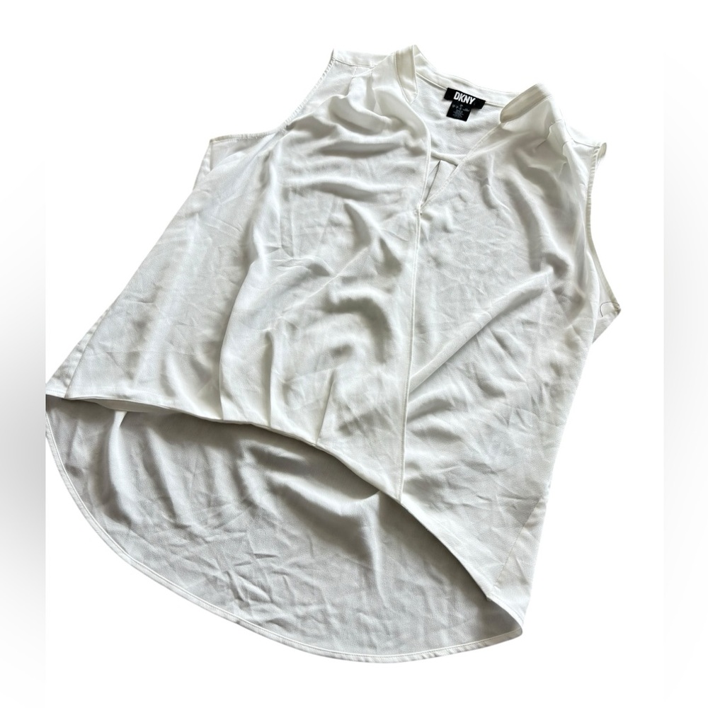 DKNY WHITE TWIST FRONT V NECK BLOUSE NWOT SIZE LARGE - Picture 2 of 6